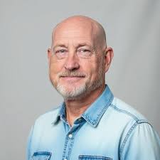 It is with sadness we announce the passing of a former Huffman  Superintendent, Douglass Shands. Mr. Shands lost his battle with  Parkinson's