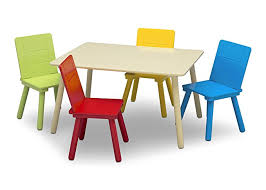 Amazon Com Delta Children Kids Table And Chair Set 4 Chairs Included Ideal For Arts Crafts Snack In 2020 Kids Table And Chairs Table And Chair Sets Kids Chairs