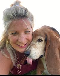 they're always asking "wyd?" never "do you want a 12pc wings?"