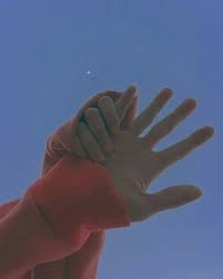  Pin Oleh W Di Girls Wallpaper Pasangan Romantisisme Foto Tangan