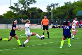 Explore @baylorfutbol tweets with statistics and download mp4 videos official twitter account for baylor soccer big 12 champs 1998, 2012, 2017, 2018 #sicem | twugi. Baylor Soccer To Kickoff The 2019 2020 Season Ranked The Baylor Lariat