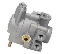 Spring Brake Control Valve (SR-7) Mounting Studs: 3/8"-16 x 0.94 Control &  Balance port: 3/8" NPT Straight fitting