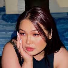 melanie 🌺 (@meowlanieh)