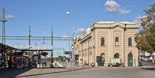Staden kristianstad grundades efter kalmarkriget 1614 av den danske kungen kristian iv, efter det att den närbelägna staden vä bränts. Erasmus Experience In Kristianstad Sweden By Zsofia Erasmus Experience Kristianstad