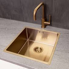 However, copper sinks have some unique characteristics that homeowners should consider before. Reginox Miami 40x40 Copper Sink Kitchen Sinks Taps