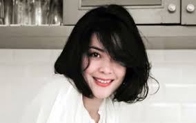 Kehidupan rumah tangga keduanya pun selalu nampak harmonis. Lulu Tobing Luapkan Kebahagiaan Di Ultah Perdana Pasca Sandang Label Istri Bani Mulia