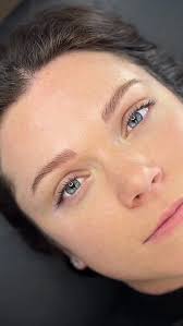 introducing THE JUICE 💦 . @smithco.studios natural healing LIP GLOSS  infused with arnica, perfect for post healing with lip blushing + lip  filler to minimize bruising and maximize comfort 🌱 . COLORS: