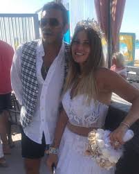 صور زفاف ابنة حسين فهمي والعروسان بملابس البحر أنا سلوى انا سلوى anasalwa