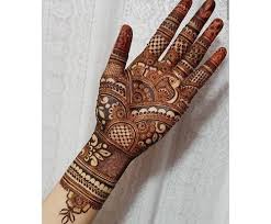 Major adjustments or a design rework outside of standard revisions will be billed as additional design time. 51 Best Front Hand Mehndi Designs