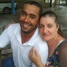 Nîn o Chithaeglir lasto beth daer; rimmo nín Bruinen dan in Ulaer!" (Waters  of the Misty Mountains, hear the word of power, rush, waters of Bruinen  (Loudwater), against the Ringwraiths!)