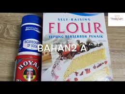 Anda boleh gantikan tepung kastad dengan tepung gandum jika suka. Kek Pisang Merelit Banana Cake Youtube