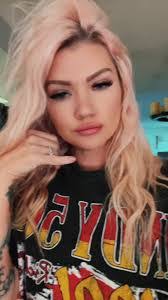 Megan Doak's Instagram, Twitter & Facebook