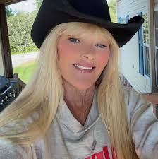 Do you feel jealous when your partner is online but not chatting with you?