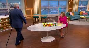 The couple present how to get a good night's sleep which is on channel 5 on wednesday 9.00pm. Eamonn Holmes Shares Health Update As He Uses New Technology To Fight Chronic Pain Fr24 News English