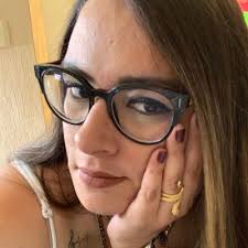 Claudia Matos (@ivet06)