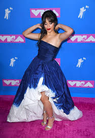 Submitted 1 day ago by deleted. Mtv Video Music Awards Die Tops Und Flops Vom Roten Teppich Stern De
