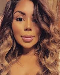 Kim Canales's Instagram, Twitter & Facebook