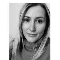 Lucy Bartlett's Instagram, Twitter & Facebook