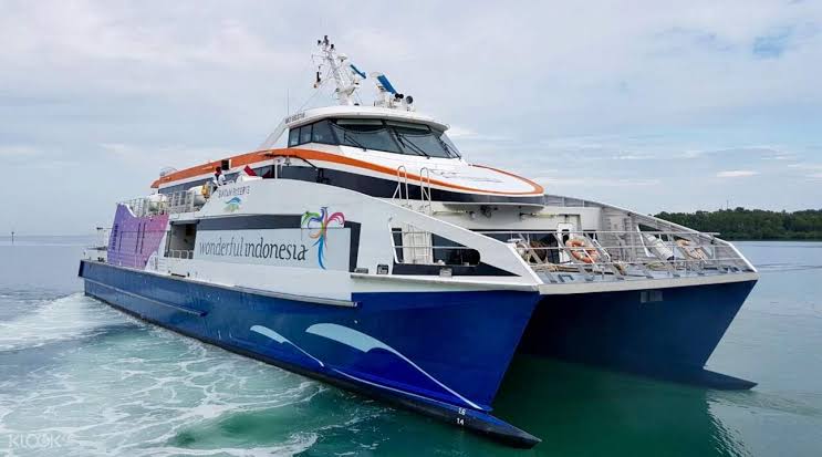 Mga resulta ng larawan para sa Ferry Boat at the Singapore Ferry Terminal bound for Bintan Indonesia"