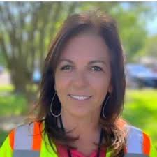 When you see a Mississippi road sign, try to remember the hardworking MDOT  team who put it there. That includes this week's Worker Wednesday star:  Sign Operations Manager Jason Rideout! Overseeing the