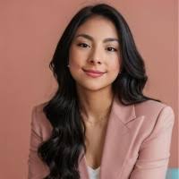 3 "Alejandra Guayaquil" profiles