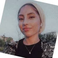 600+ “Farah” profili