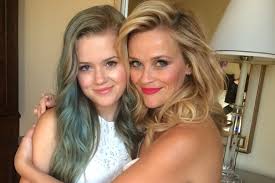 Reese and ryan reunite for an la outing with their daughter, ava. Reese Witherspoon S Daughter Still Looks Exactly Like Her Vanity Fair
