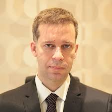 Manual de condutas na COVID-19