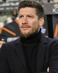 Sébastien Pocognoli » Bilanz unter Schiedsrichter Bernie Raymond Blom