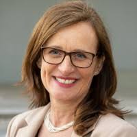 100+ Profile mit dem Suchbegriff „Farner“