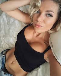 Юлия Бехтерева голая и в купальнике