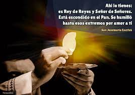 Deuteronomio 10:17 porque jehová vuestro dios es dios de dioses y señor de señores, dios grande, poderoso y temible, que no hace acepción de personas, ni toma cohecho Ahi Lo Tienes Es Rey De Reyes Y Senor De Senores Esta Escondido En El Pan Se Humillo Hasta Esos Extremos Por Amor A Ti San Josemaria Escriva Accion Catolica