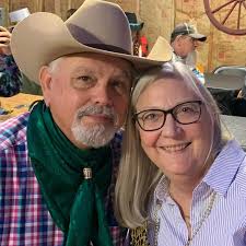 Is this your dog? He's hanging out at my place north of Murchison