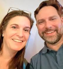 Sarah Worth's Instagram, Twitter & Facebook