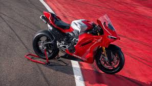 EICMA 2025: la top 5 delle moto sportive più incredibili e sorprendenti  viste a Milano