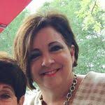 Shelly Dumas's Instagram, Twitter & Facebook