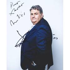 Pierre ménès, the defense of indecency / france / media / sofoot.com march 23, 2021 by archyde on the touche plateau not at my post this monday evening, the canal + columnist organized a more than awkward defense in an attempt to explain his unworthy behavior for so many years. Pierre Menes Autograph