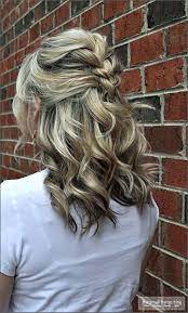Pin By Leslee Vallie On Beauty Tips Hair Styles Medium Length Hair Styles Bridesmaid Hair
