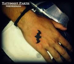 Usually some of the awesome superman tattoos include superman logo the big 's', portrait of flying superman and lifting weight superman. Tattoo Small Bat Batman Logo Hand Tiny Black Simple Small Hand Tattoos Cover Tattoo Indian Tattoo