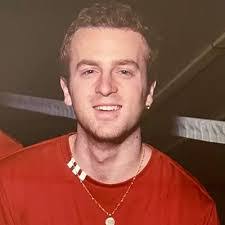 Nancy Kahle's Instagram, Twitter & Facebook