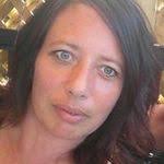 Deanna Currie's Instagram, Twitter & Facebook