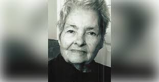 Penelope Wolff's Instagram, Twitter & Facebook