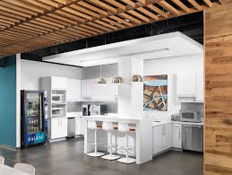 Bdg Architects Corporate Office Space Design Jackson Hewitt Office Spacious Break Room At The Jac With Images Break Room Design Office Space Design Commercial Design