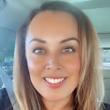 Iris Saenz (@IrisTXRealtor)