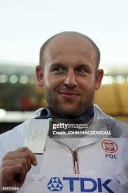 Robert Malachowski's Instagram, Twitter & Facebook