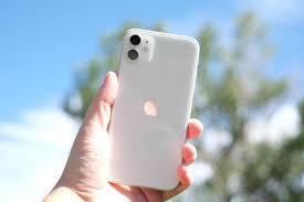 Press and hold the side button until your iphone's display goes black. How To Lock Screen On Your Iphone 11 Techinweb