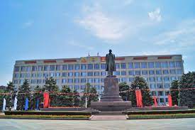 2 aвгуста в махачкале со своей концeртной программой выступит извeстный лгбт активист. Mahachkala Vikipediya