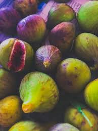 Water when the soil is dry an inch below the surface; Fig Tree Harvesting How And When To Pick Figs