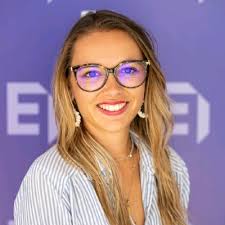 🎓 Alternance trouvée 🤝 Cher réseau, il y a quelques semaines, je vous  partageais ma recherche d'alternance dans le cadre de ma reconversion  professionnelle. C'est avec une immense joie que je… |