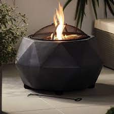 For anyone who likes to spend time outdoors, this is an absolute godsend to keep you warm and help you weather the winter chill. Aldi Ireland Confirm The Return Of Their Faux Stone Fire Pit As Part Of Major Outdoor Range Irish Mirror Online